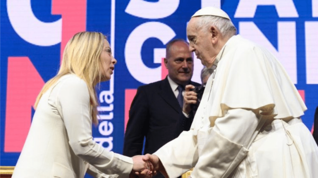 El Papa agradece a Meloni sus políticas en favor de la natalidad
