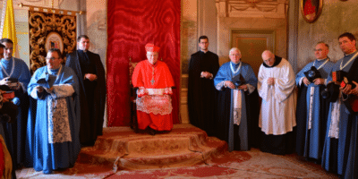 Cardenal Bassetti con los miembros del ICRSS