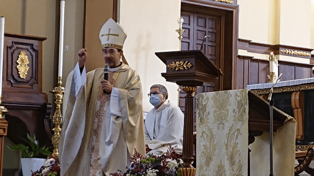 Cobo se estrena con un mensaje centrado en lo social