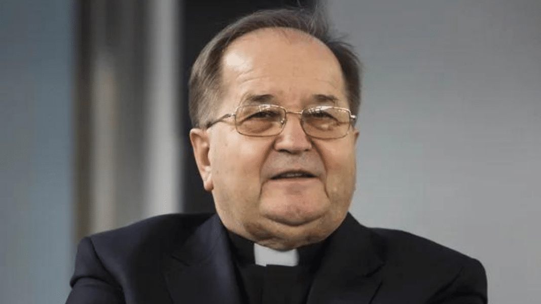 Conocido cura polaco denuncia el intento de la UE de «absorber Polonia a través de Alemania»