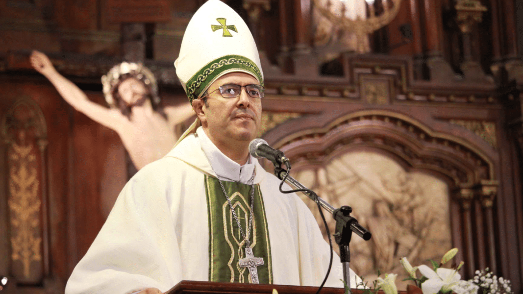 El Papa se carga al arzobispo de La Plata tras haberle nombrado hace menos de un año