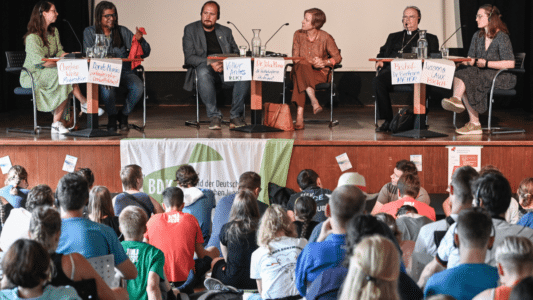 Los alemanes dedican la JMJ a disertar sobre ‘Colonialismo y Justicia Climática’