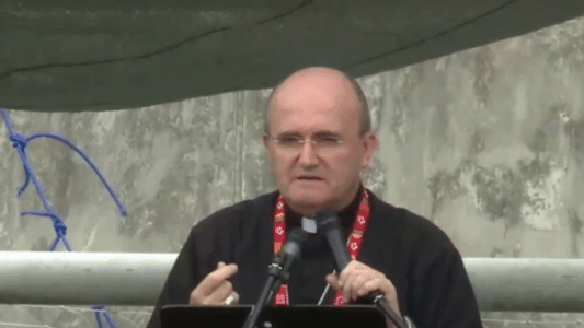 Munilla responde a las críticas de Andrea Grillo durante una intervención pública