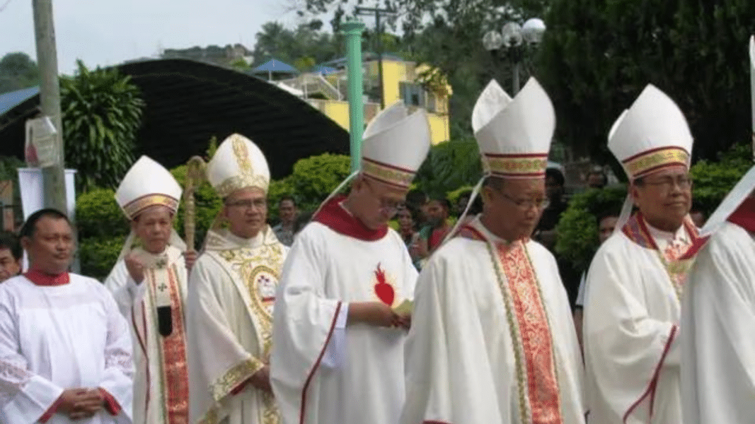 Obispos de Filipinas estudian crear una “prelatura personal” para los “emigrantes del Evangelio”