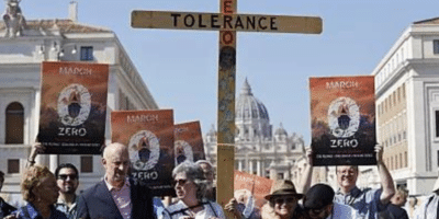 Manifestación protesta Vaticano