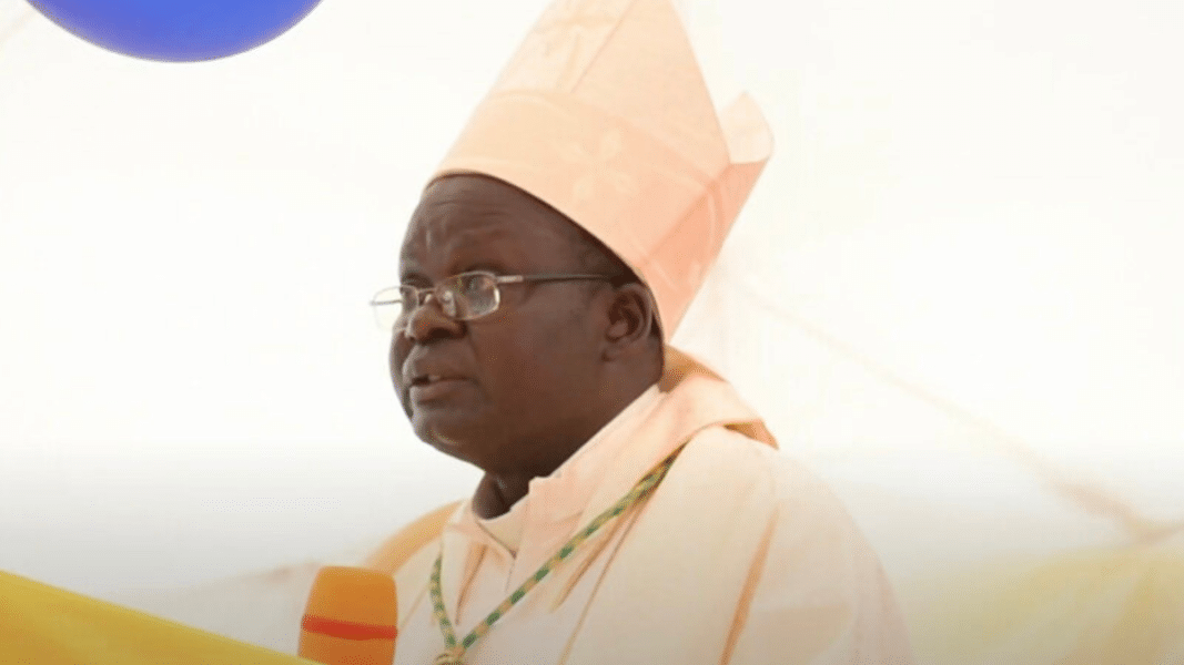 Obispo africano condena las parejas homosexuales