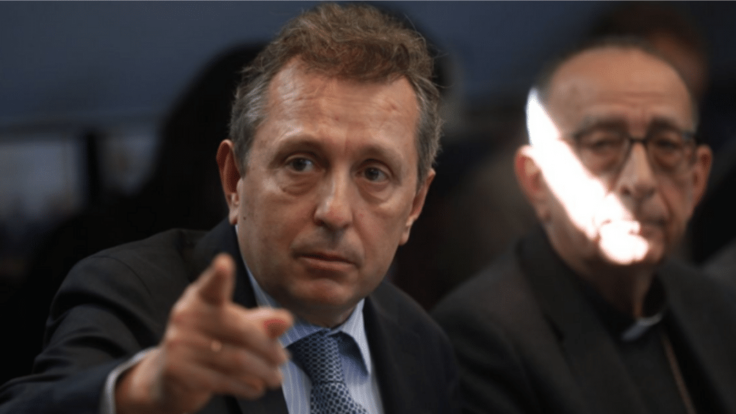 Cremades desafía a los obispos y no entregará su informe hasta final de año