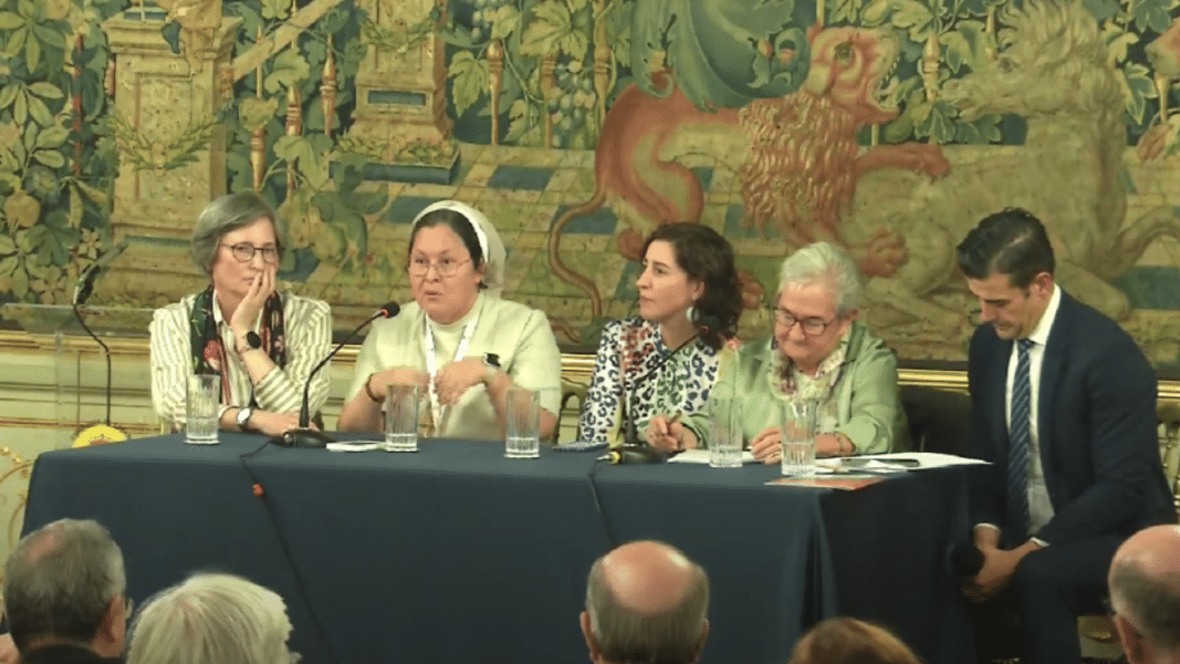 Omella y Argüello asisten en Roma a un acto con la ‘teóloga’ heterodoxa Cristina Inogés