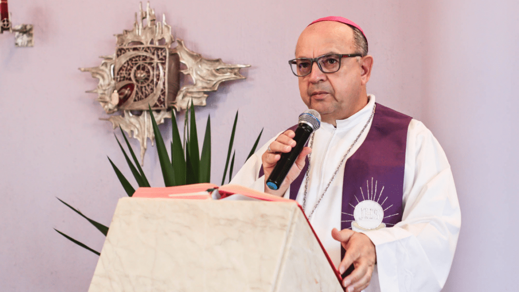 Francisco acepta la renuncia de un obispo brasileño acusado de encubrimiento