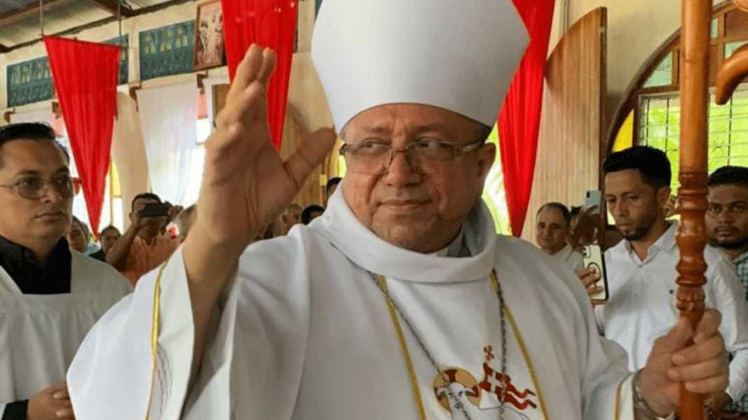 Ortega aumenta su persecución contra la Iglesia y detiene a otro obispo