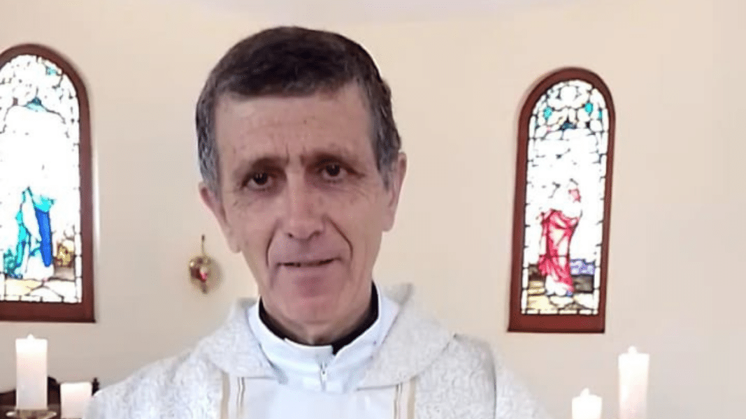 Julio Alonso: «En ningún momento hemos atacado al Santo Padre»