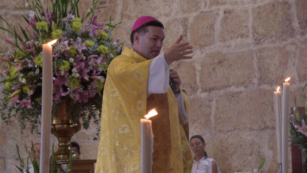 Mons. Raúl Berzosa vuelve a España