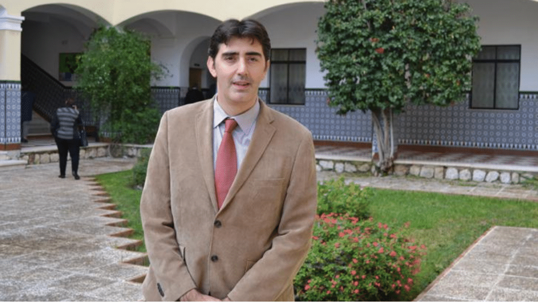 Qué tiene Cobo con el sacerdote José Manuel Aparicio Malo