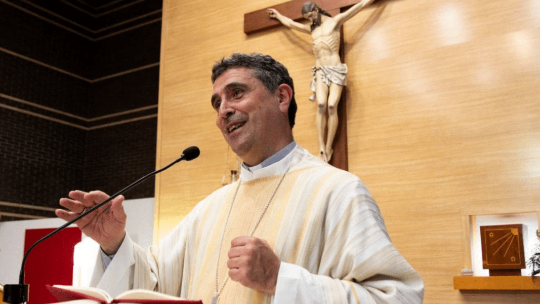 El obispo de Mondoñedo-Ferrol pide no «votar el mal menor» y llama a «votar buscando el bien de todos y de la casa común»