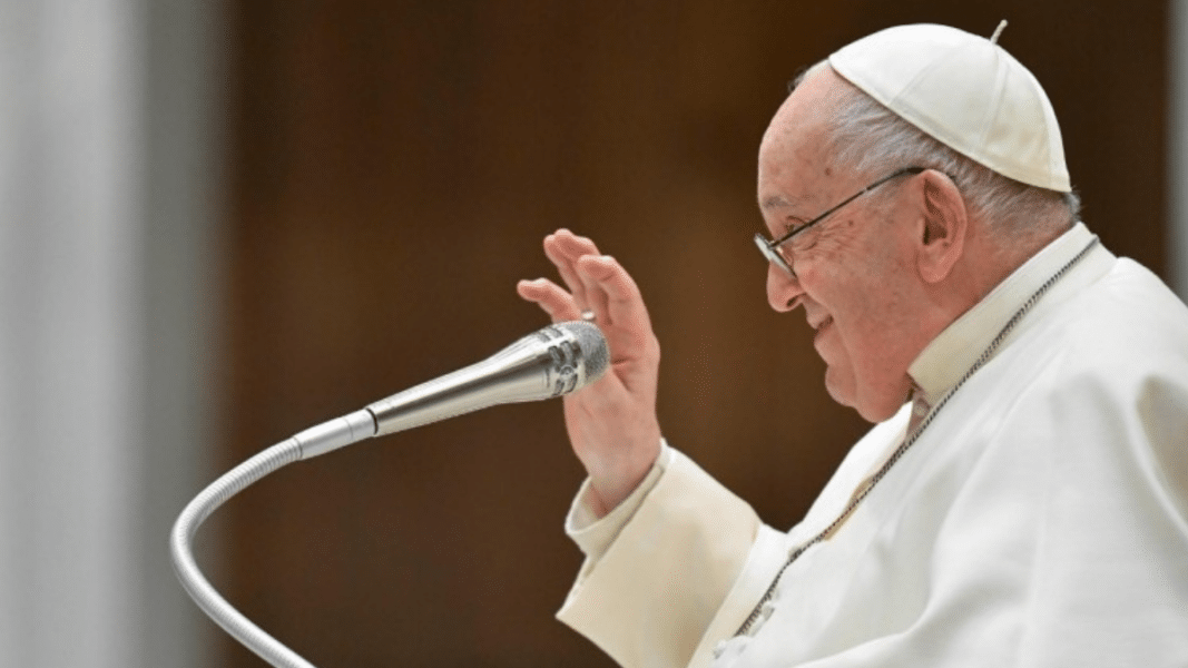 Francisco: “Que el Estado sea laico contribuye a crear armonía”