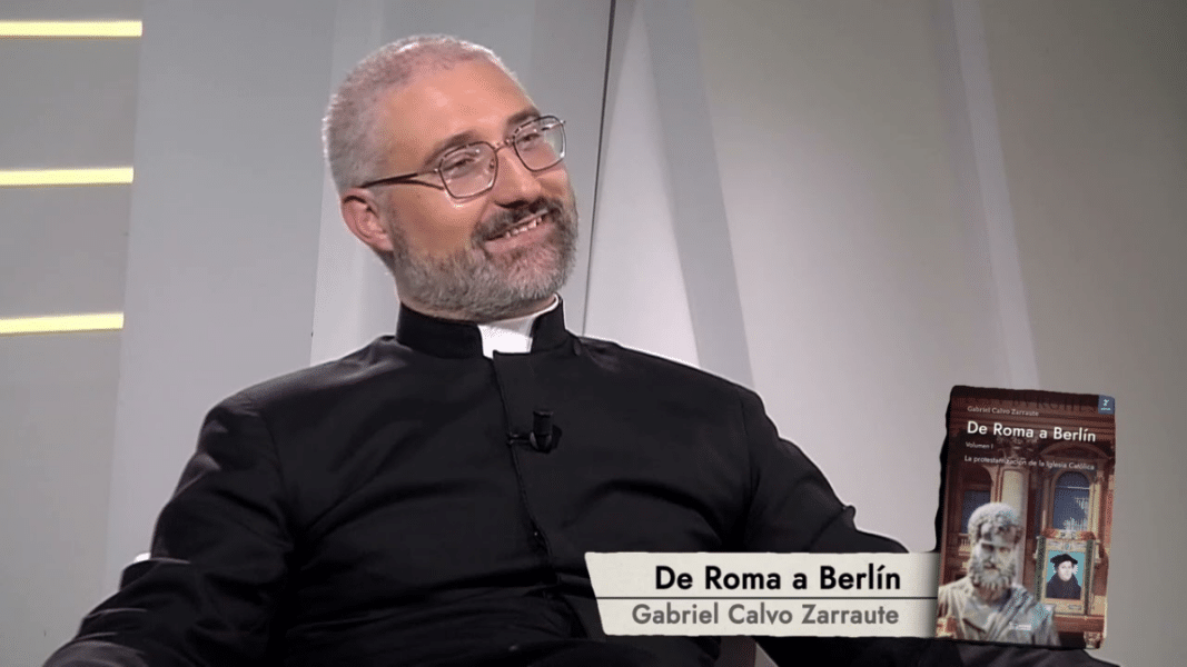 El sacerdote Gabriel Calvo Zarraute deja por los suelos a los «enemigos de la Iglesia»