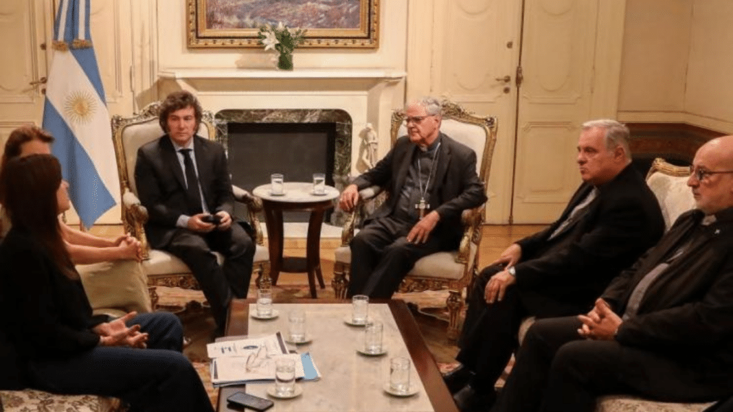 Los obispos de Argentina empiezan a criticar las medidas de Milei