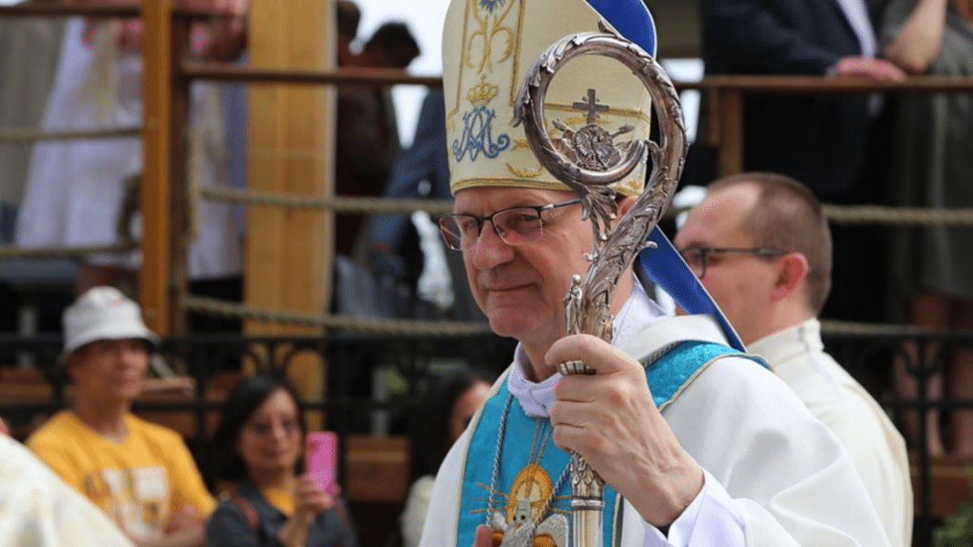 El presidente de la Conferencia Episcopal polaca denuncia que «se están extendiendo actitudes morales contrarias al Evangelio y a las enseñanzas cristianas»