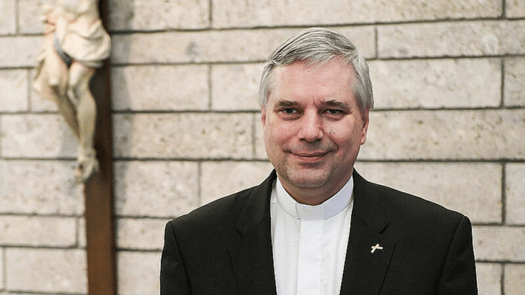 Obispo alemán cree que el “no” papal a las diaconisas es “un malentendido”