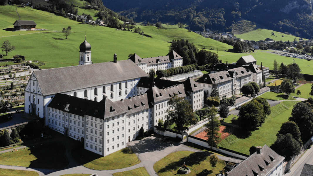 Un monje suizo denuncia ante el Papa su expulsión ‘ilegal’ de un monasterio benedictino