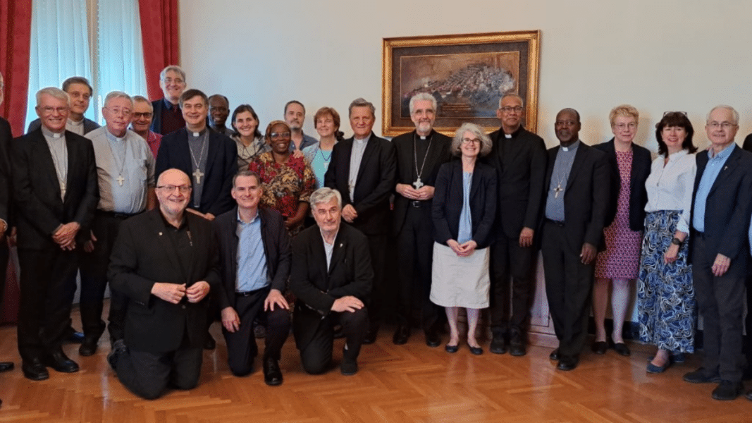 ¿Quiénes son los teólogos que han redactado el Instrumentum Laboris de la fase final del Sínodo?