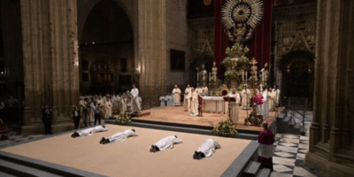 Ordenación de cuatro sacerdotes en Sevilla