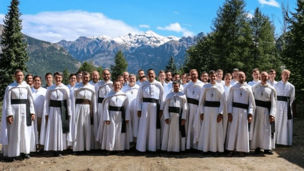 El Vaticano sigue bloqueando las ordenaciones sacerdotales tradicionalistas