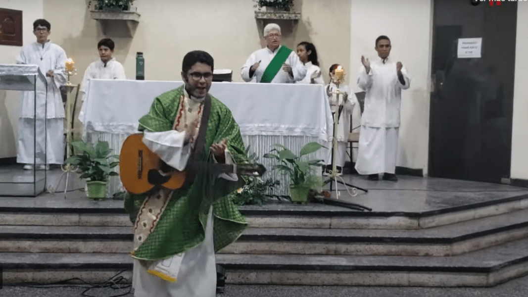 Cuando la Misa se convierte en un show