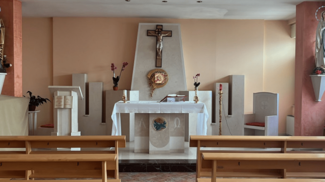 Un grupo satánico podría estar detrás del robo de hostias consagradas en la capilla de un hospital de Italia