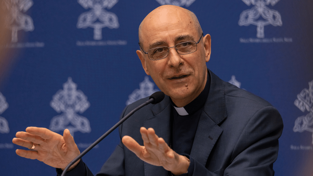 Santa Teresa de Lisieux “decía cosas luteranas”, según el prefecto para la Doctrina de la Fe