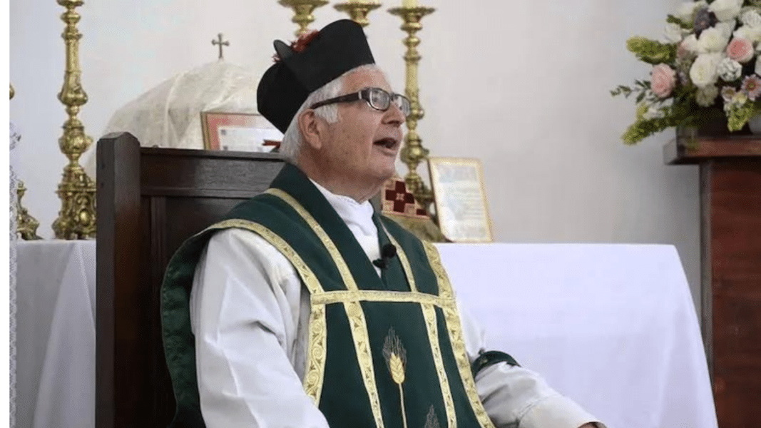 Isidro Puente afirma que no es «sedevacantista» pero la Sociedad Sacerdotal Trento dice que desde Juan XXIII los Papas han sido «impostores enemigos de Dios y de las almas»