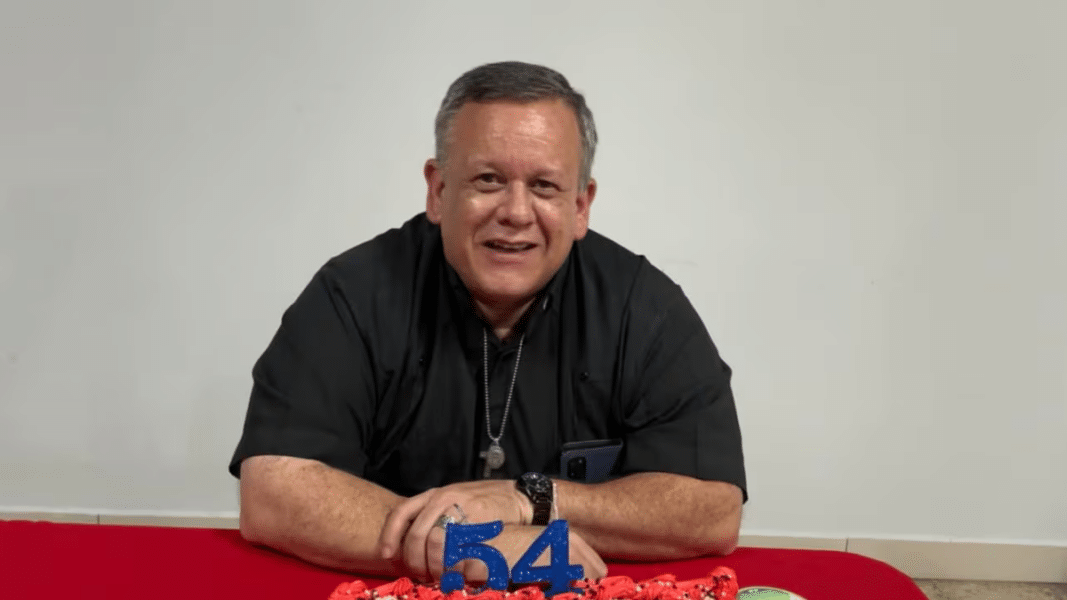 Sacerdote de Costa Rica renuncia a su parroquia por sufrir bullying