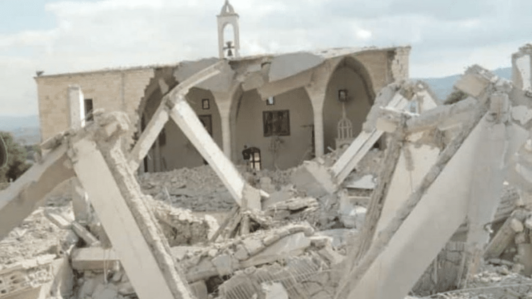 Un misil de Israel destroza una iglesia en el Líbano