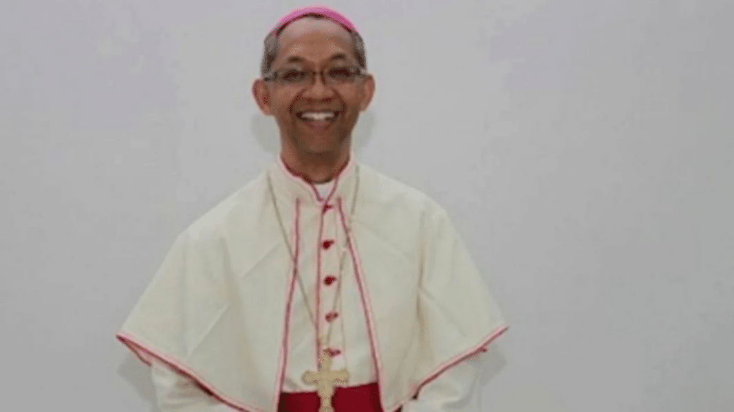 El obispo indonesio Paskalis Syukur pide al Papa no ser creado cardenal