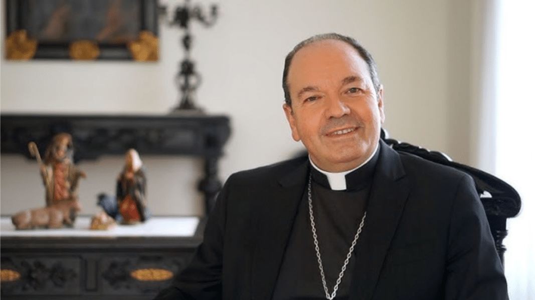 El obispo de Vitoria rechaza tajantemente la codecisión en el uso de espacios religiosos