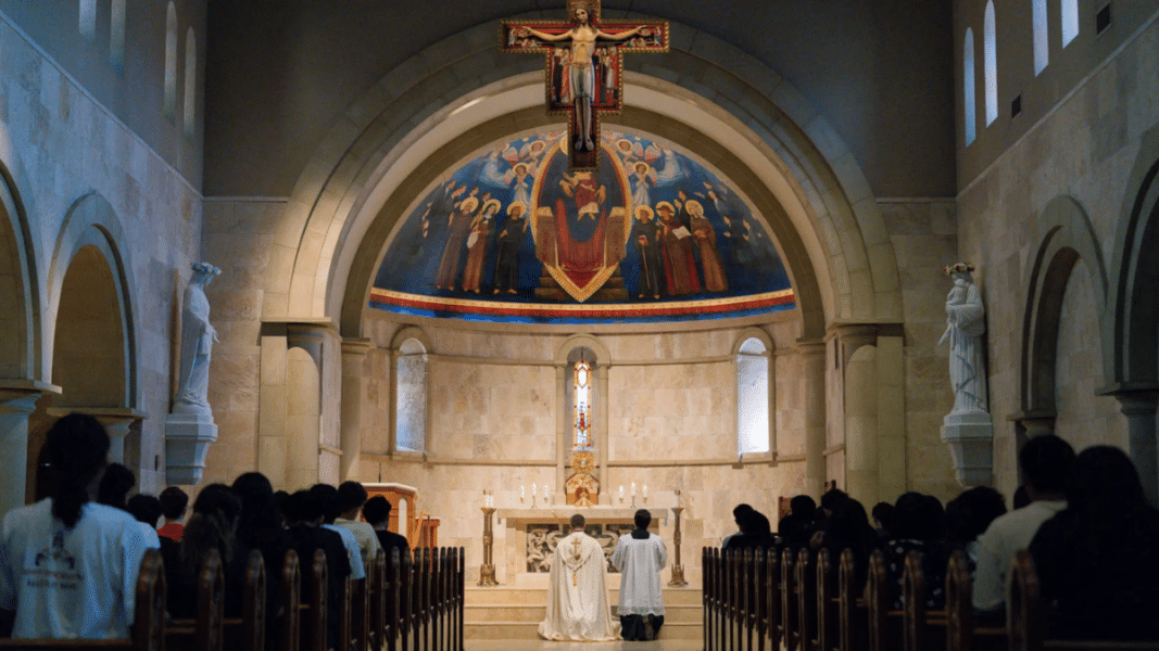 La Diócesis de Rockville Centre concluye su proceso de bancarrota con un acuerdo de 323 millones de dólares