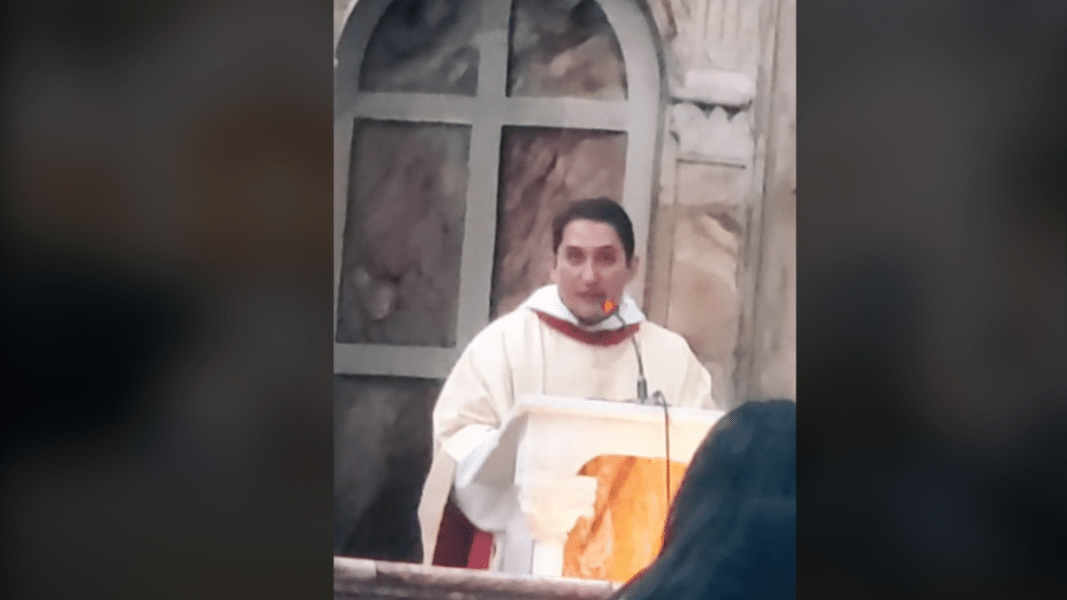 Un cura dominico de Ecuador abandona el sacerdocio en señal del protesta por las «injusticias e inmoralidades que hay en la Orden»