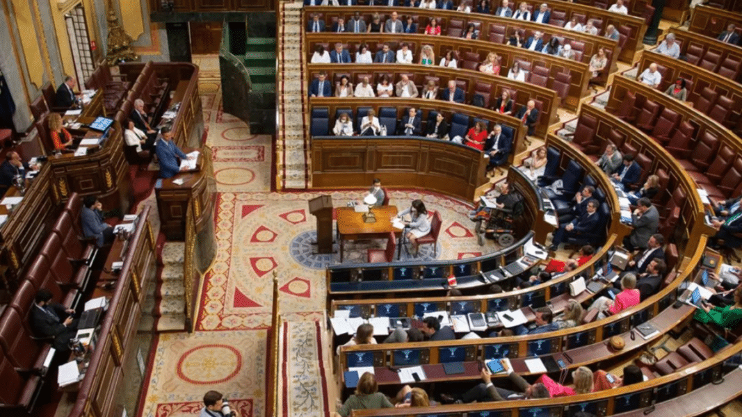 La izquierda pacta crear en el Congreso una subcomisión para estudiar las indemnizaciones a víctimas de abusos sexual en el ámbito eclesial