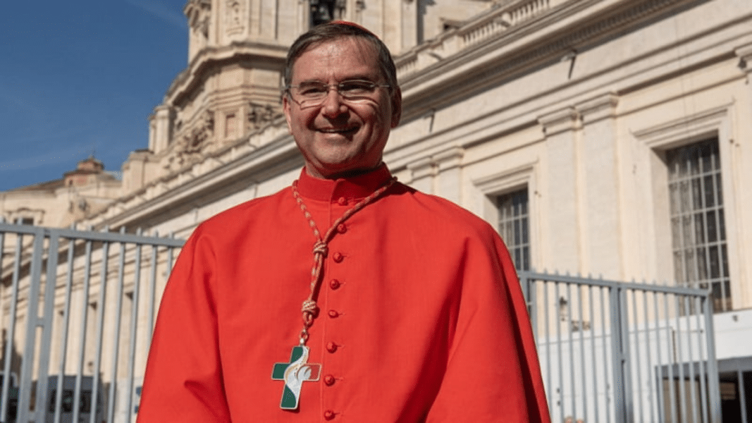 El cardenal Américo Aguiar defiende su asistencia al Congreso del Partido Comunista de Portugal