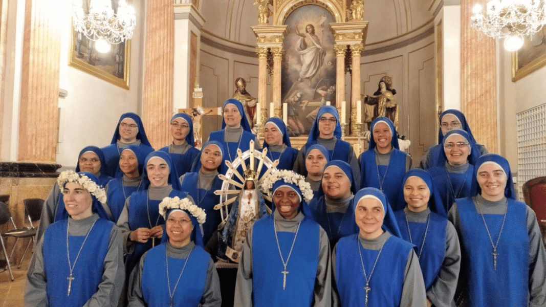 El Vaticano contra las Servidoras: un castigo que clama al cielo