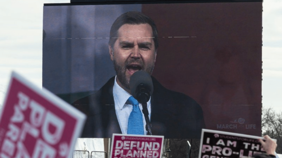 El vicepresidente Vance durante su discurso en la Marcha por la Vida