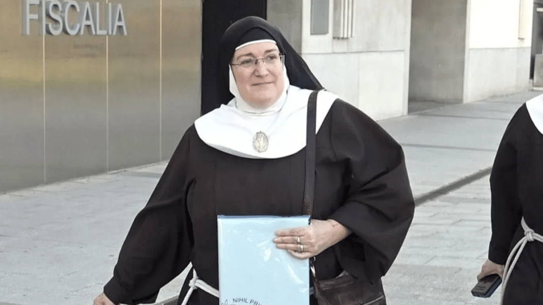 La Policía investiga la venta de 1,7 kilos de oro por parte de la exabadesa de Belorado