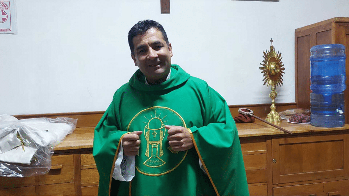 Padre Carlos Londoño Henao