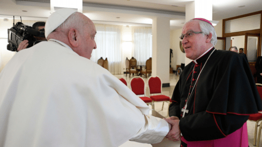 Mons. José Ángel Saiz Meneses con el Papa Francisco