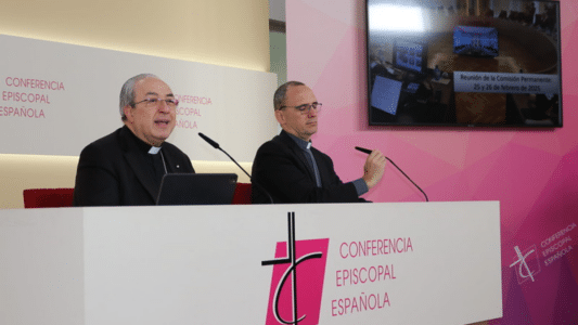 César García Magán durante la rueda de prensa