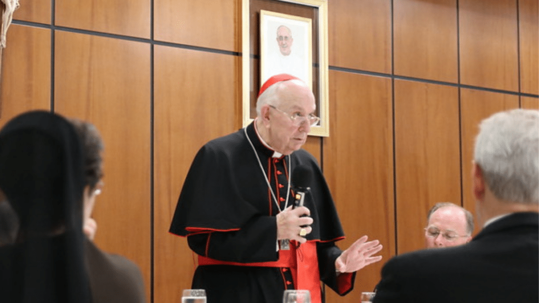 El cardenal español Fernando Vérgez cumple 80 años y pierde sus derechos a participar en un Cónclave