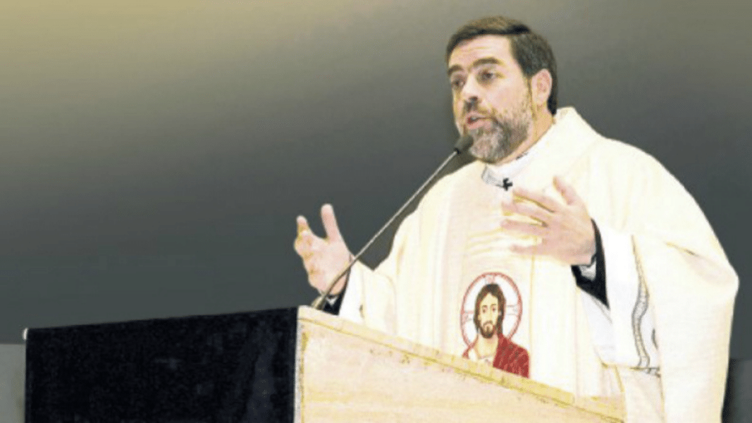 Jaime Baertl, sacerdote expulsado del Sodalicio por el Papa, exige rectificación a La República por afirmaciones falsas