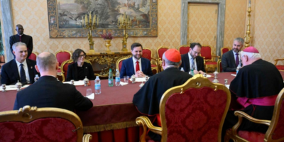 JD Vance y el cardenal Parolin