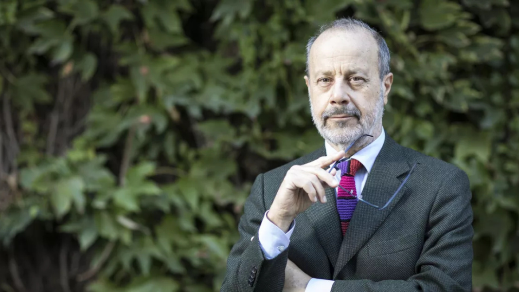 Giovanni Maria Vian, exdirector del Osservatore Romano, apuesta por el cardenal Arborelius y afirma que «Francisco ha sido un papa profundamente absolutista»