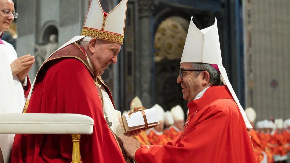 Papa Francisco con Luis Argüello